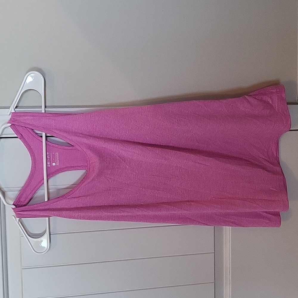 Nike workout tank